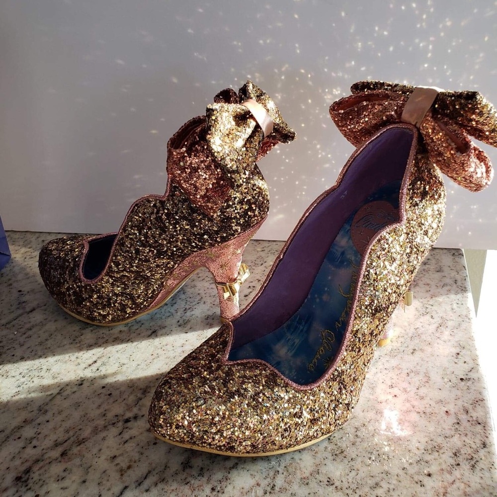 Gracious Dreamer light up Cinderella shoes.
